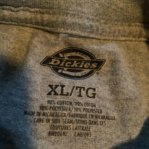 Final Gone 11/17! Dickies 2 short sleeve pocket t-shirts-light blue &  gray - Picture 4 of 12